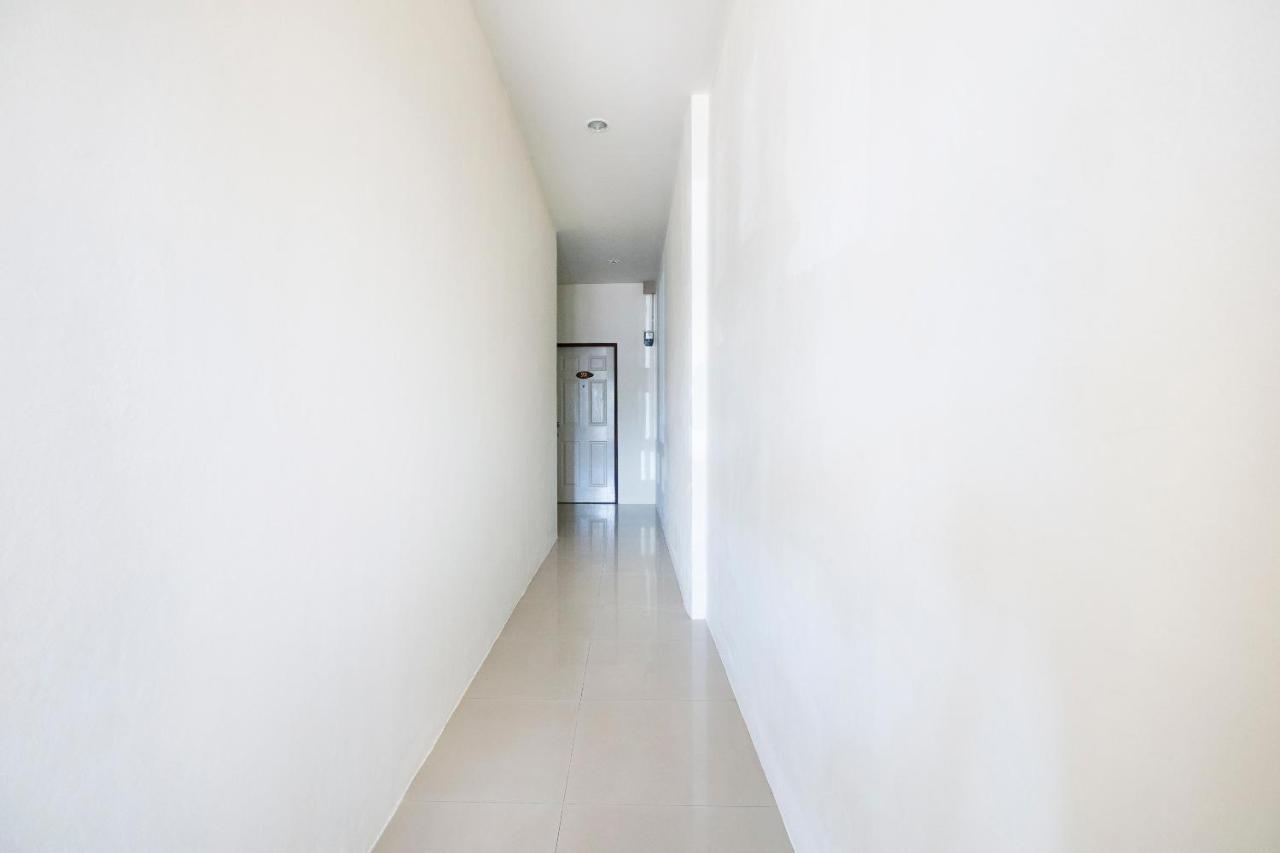 Oyo 789 Andaman Place@Baandon Thalang Exterior foto